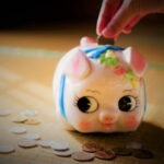 昭和の定番 貯金箱といえばブタさんだった